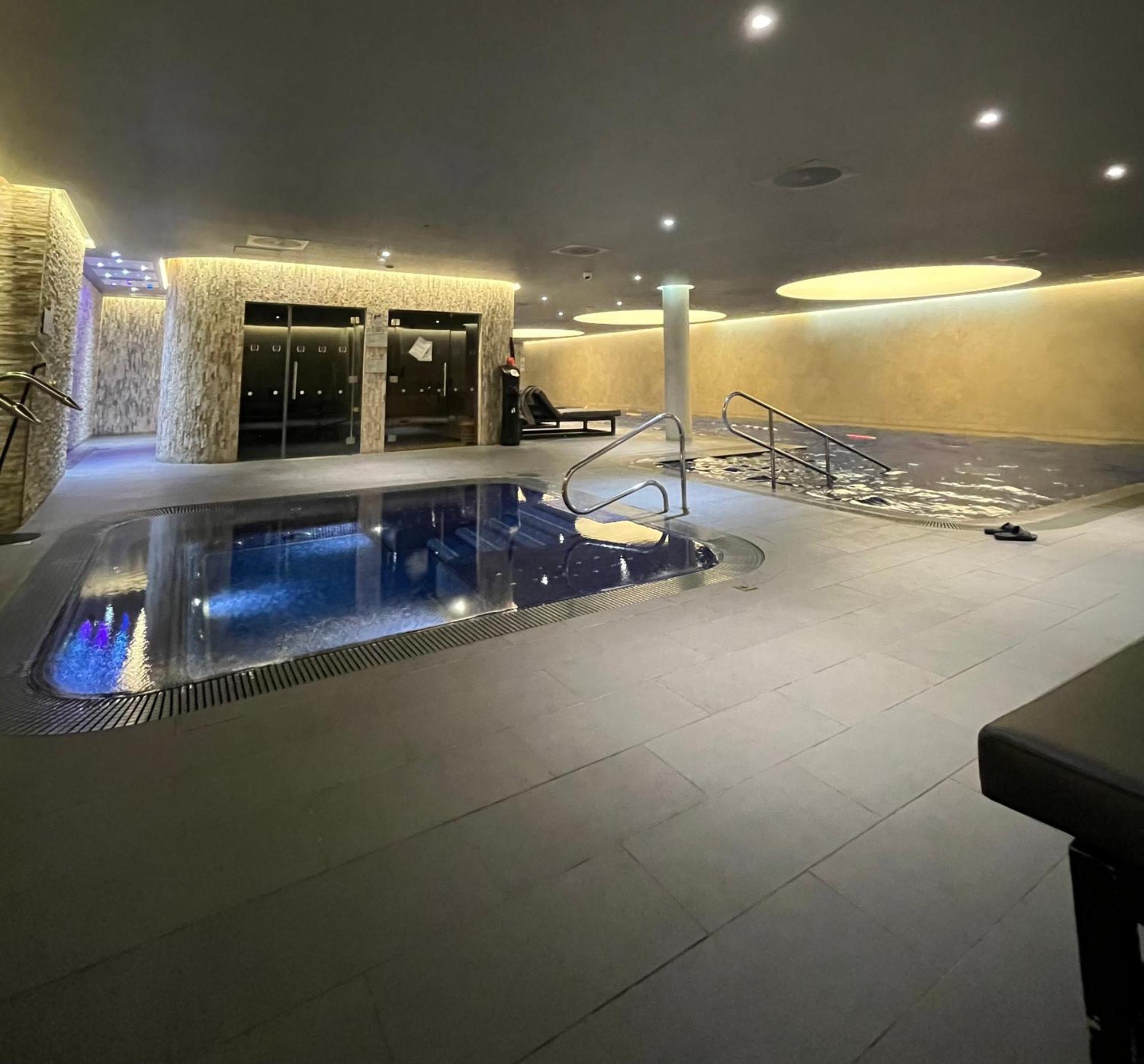 Luxury Modern 2 Bed Flat With Balcony And City View - Canary Wharf City Center Londres Exterior foto